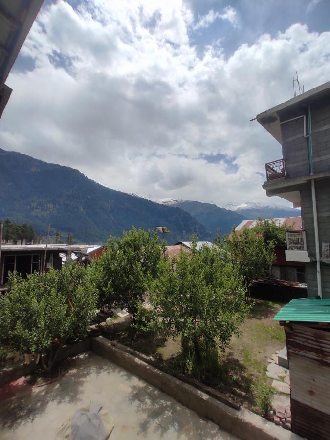 Woods Inn Mountain View Manali Exterior photo